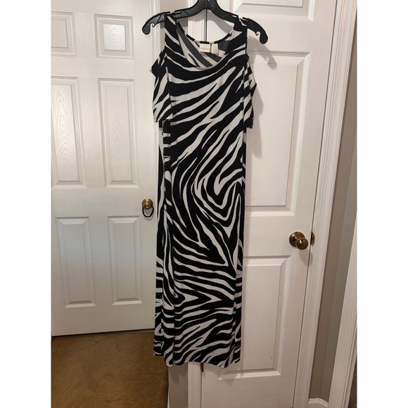 Chico's Dresses & Skirts - Chicos Maxi Dress Cold Shoulder Zebra Print Black White Flowy Midi 0‎